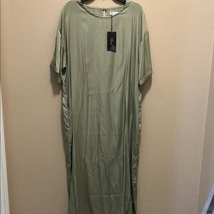 Chic Sage Green Maxi Dress